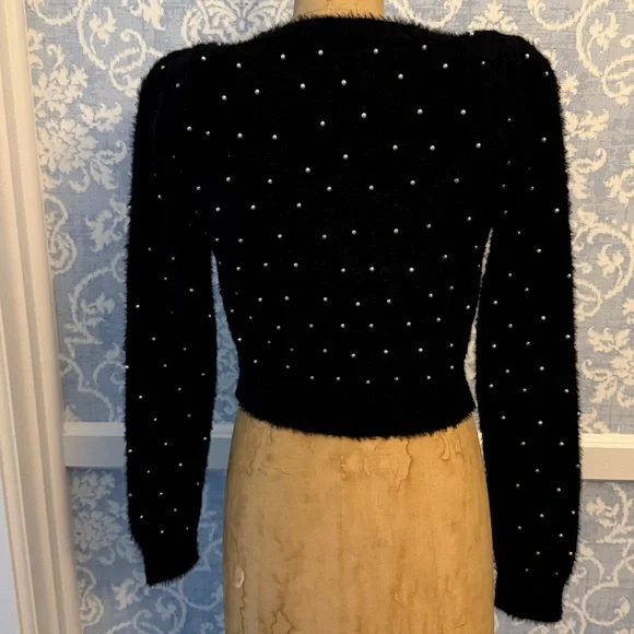MAJORELLE( REVOLVE ) Black Cardigan Sweater with Pearls SZ XS - Picture 4 of 7